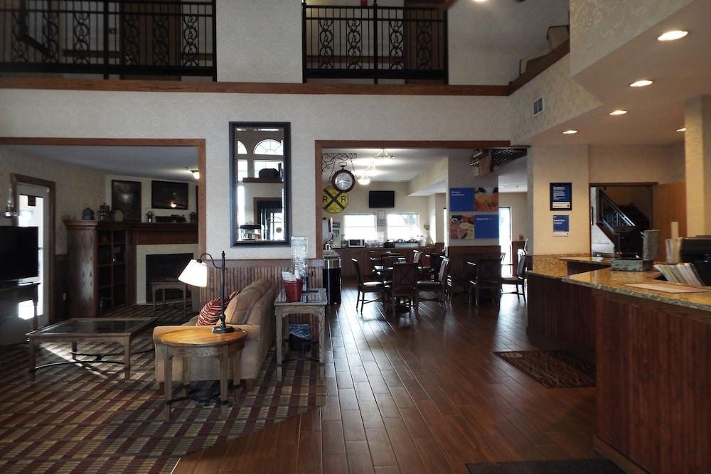 Comfort Inn Warrensburg Station Εξωτερικό φωτογραφία