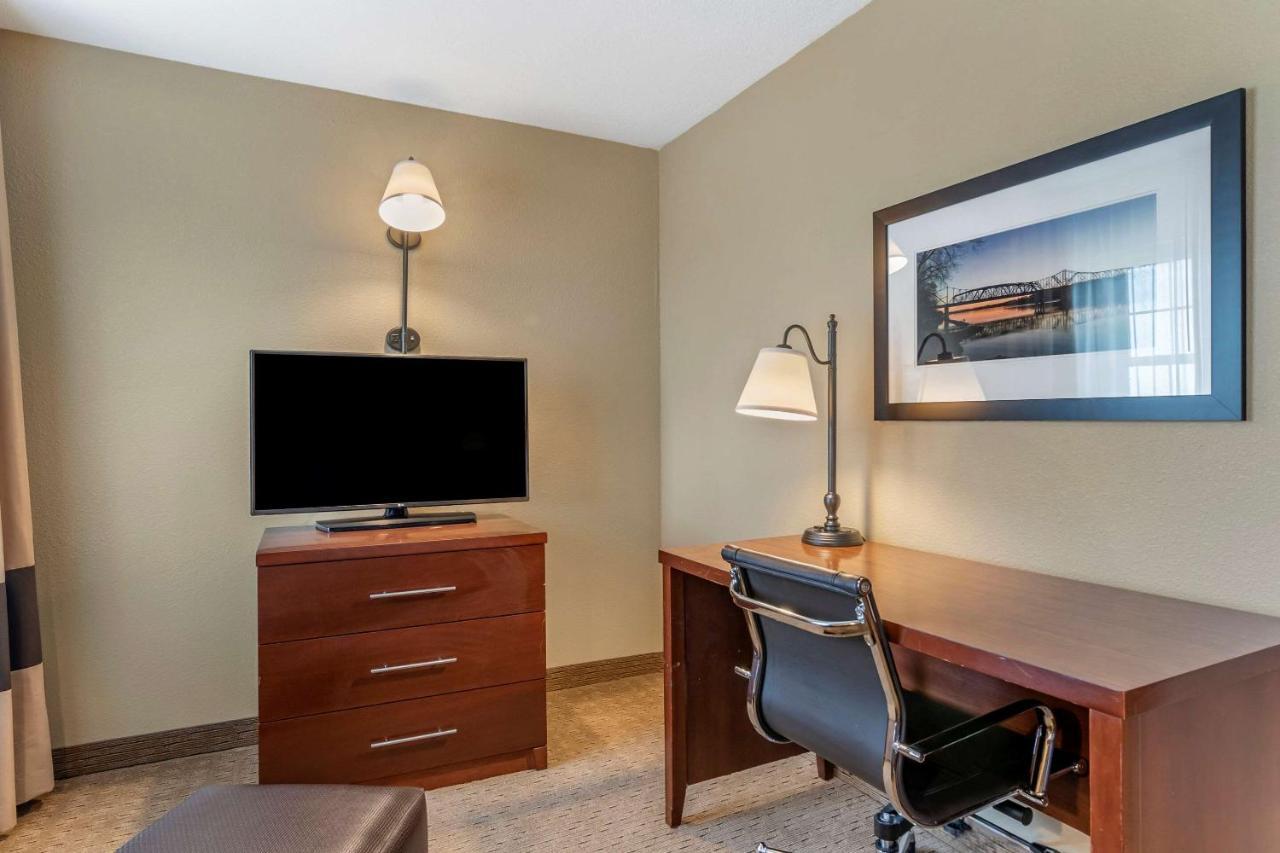 Comfort Inn Warrensburg Station Εξωτερικό φωτογραφία