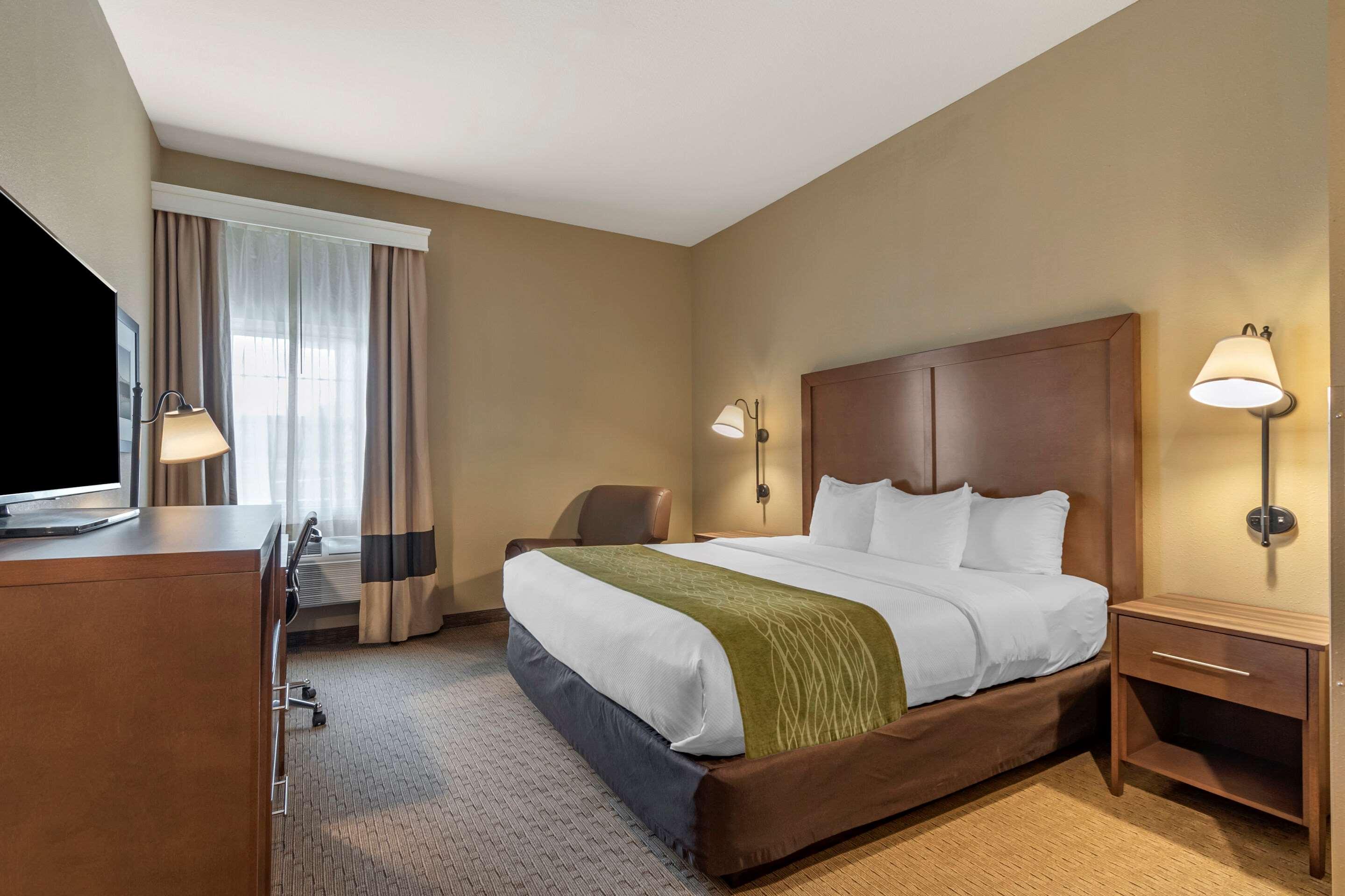 Comfort Inn Warrensburg Station Εξωτερικό φωτογραφία