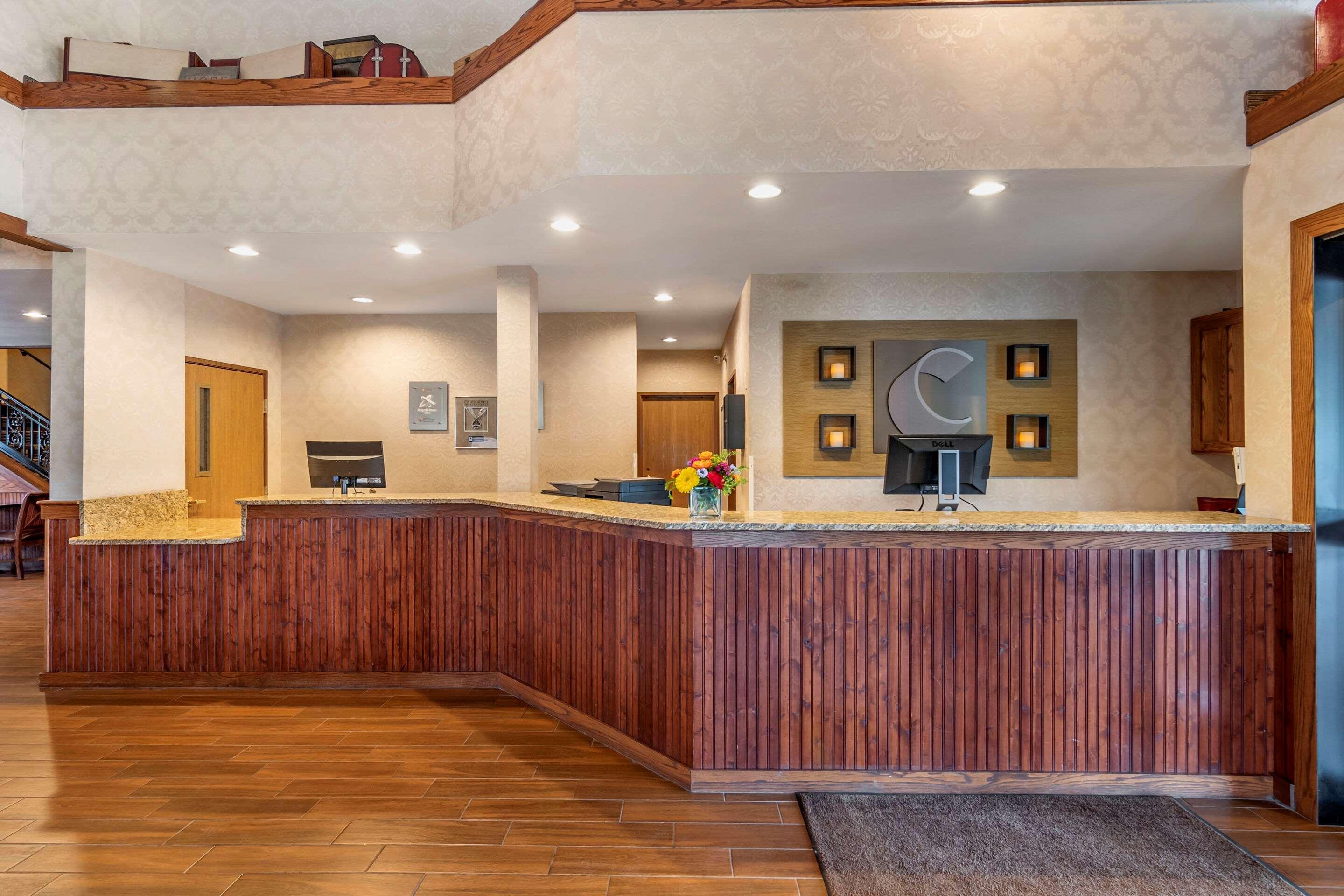 Comfort Inn Warrensburg Station Εξωτερικό φωτογραφία
