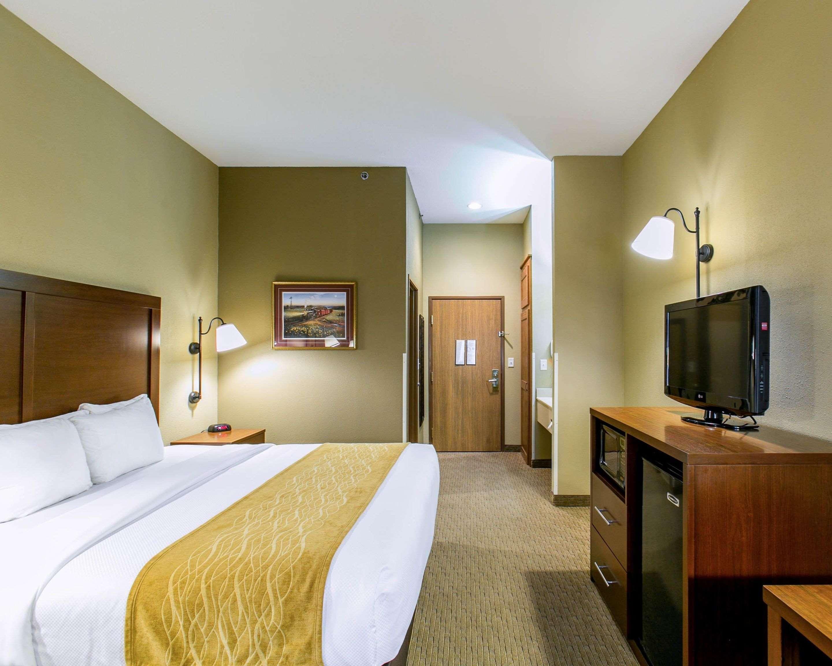 Comfort Inn Warrensburg Station Εξωτερικό φωτογραφία