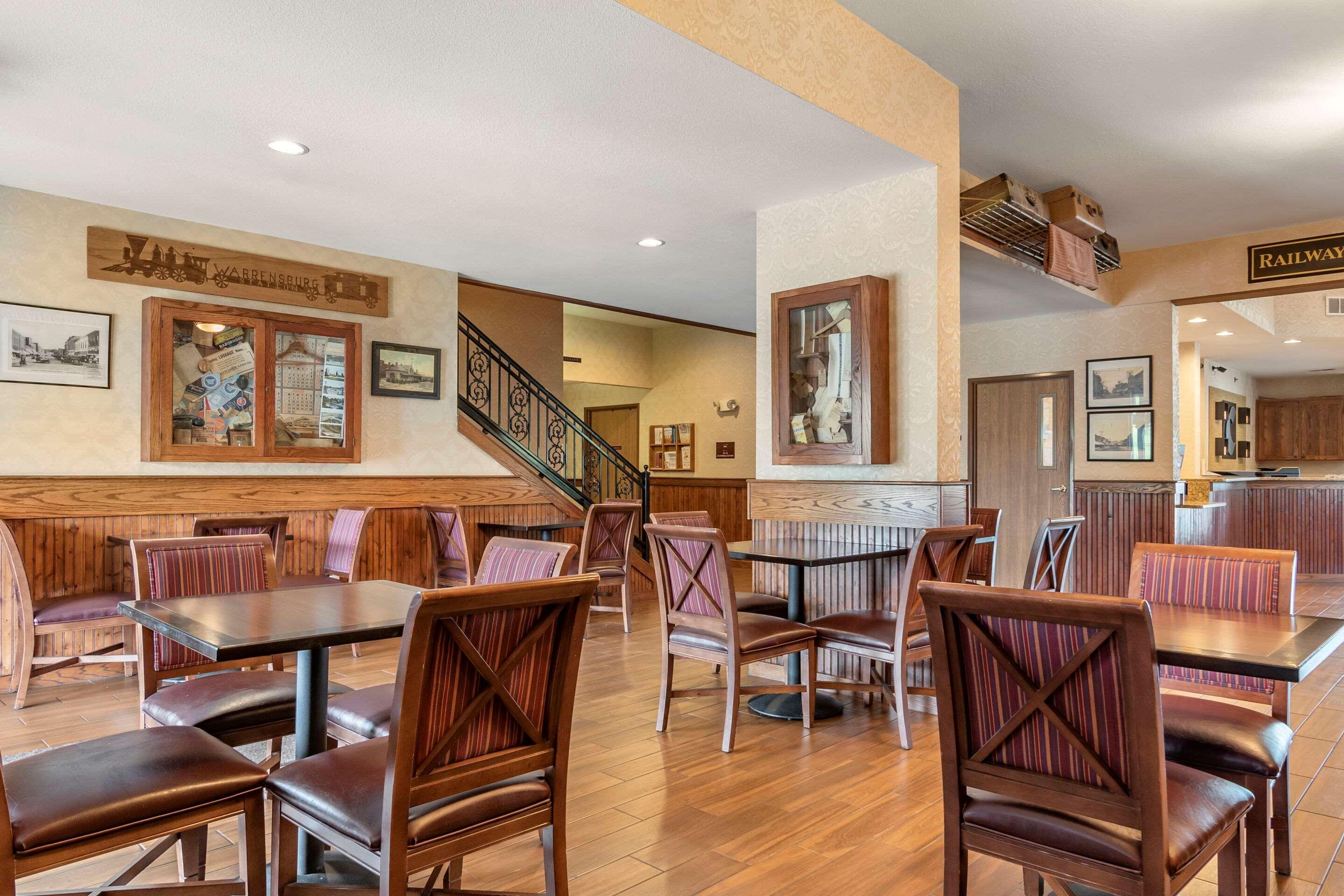 Comfort Inn Warrensburg Station Εξωτερικό φωτογραφία